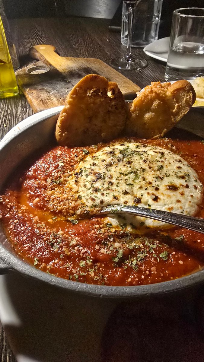 ccarpos's tweet image. DATE NIGHT at Goat &amp;amp; Vine Restaurant + Winery in Bolingbrook - Baked Goat Cheese Appetizer for the win! And, the Goat and Vine Salad with Chicken and Dates and Goat Cheese Bites!

Perfect ambiance and service!

🖱 goatandvinerestaurant.com  
📌 195 Remington Blvd, #Bolingbrook