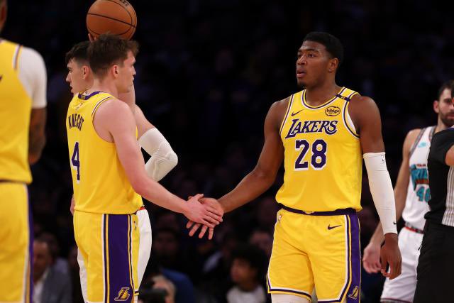 LakeShowYo tweet media