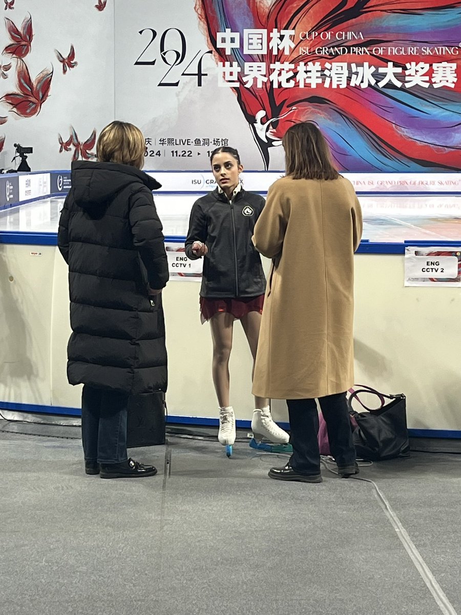fraserscott14's tweet photo. Cup of 🇨🇳@ISU_Figure #grandprix #chongqing is a wrap, congratulations to all @SkateCanada athletes for a great week - Go 🇨🇦 Go #Dance 🥈#Pairs 🥉#sportphysio ⛸️ https://t.co/I2MfBn9Anu