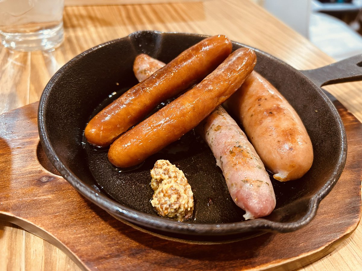 iTokemR3's tweet photo. 美味しいご飯食べて、久々に会えた仲間とおしゃべりして楽しくて大満足♪
本日もごちそうさまでした!🙇♂️
#PitCube https://t.co/WerS68eRhf