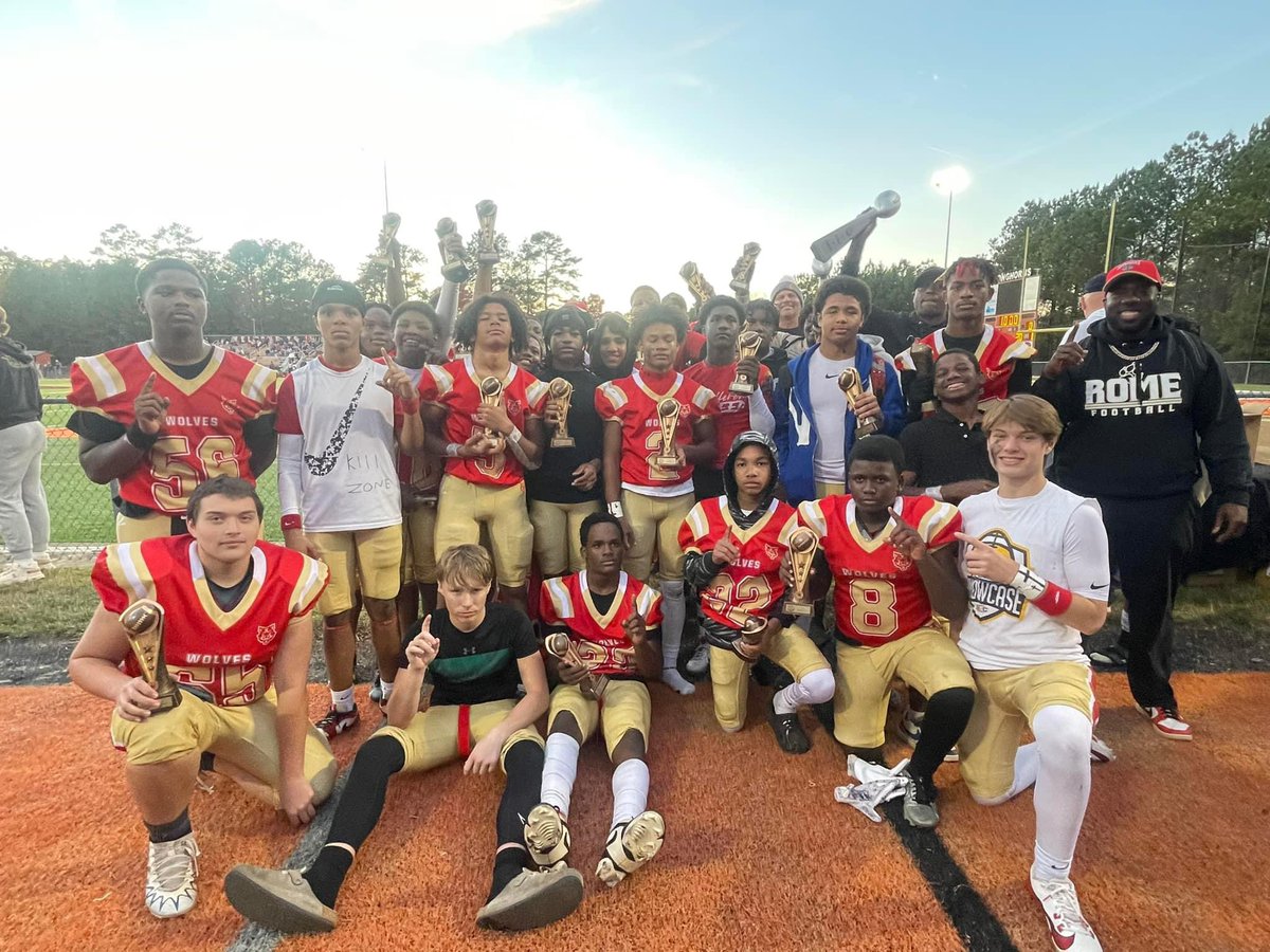 Chad Parker (@chadparkerp3) on Twitter photo What a pleasure this year was. Special thanks to Coach Reid and the <a href="/AllRomeWolves/">ROME WOLVES 🐺🐾</a> staff for giving me the opportunity to do what I love and taking their time to train us MS coaches and always being there to help us. The future is bright at Rome High. What a pleasure this year was. Special thanks to Coach Reid and the <a href="/AllRomeWolves/">ROME WOLVES 🐺🐾</a> staff for giving me the opportunity to do what I love and taking their time to train us MS coaches and always being there to help us. The future is bright at Rome High.