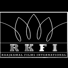 Dear <a href="/Suriya_offl/">Suriya Sivakumar</a> anna, do one movie under <a href="/RKFI/">Raaj Kamal Films International</a> production with a strong script. 

Their technical team is 🔥🔥

You will realize your potential only when you come out of home productions because other production will treat you like a 👑 as they know your worth.