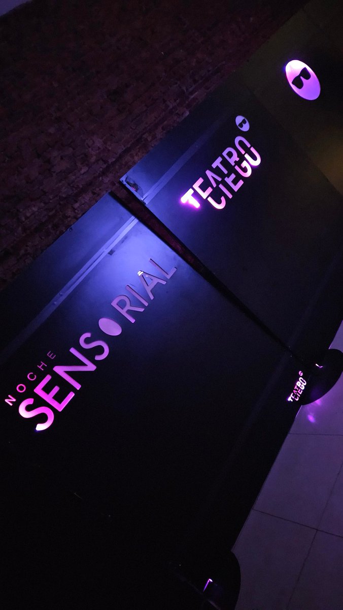 Vinimos a la experiencia sensorial de <a href="/TeatroCiego/">Teatro Ciego</a>. Recomiendo para disfrutar de algo diferente en la CABA.