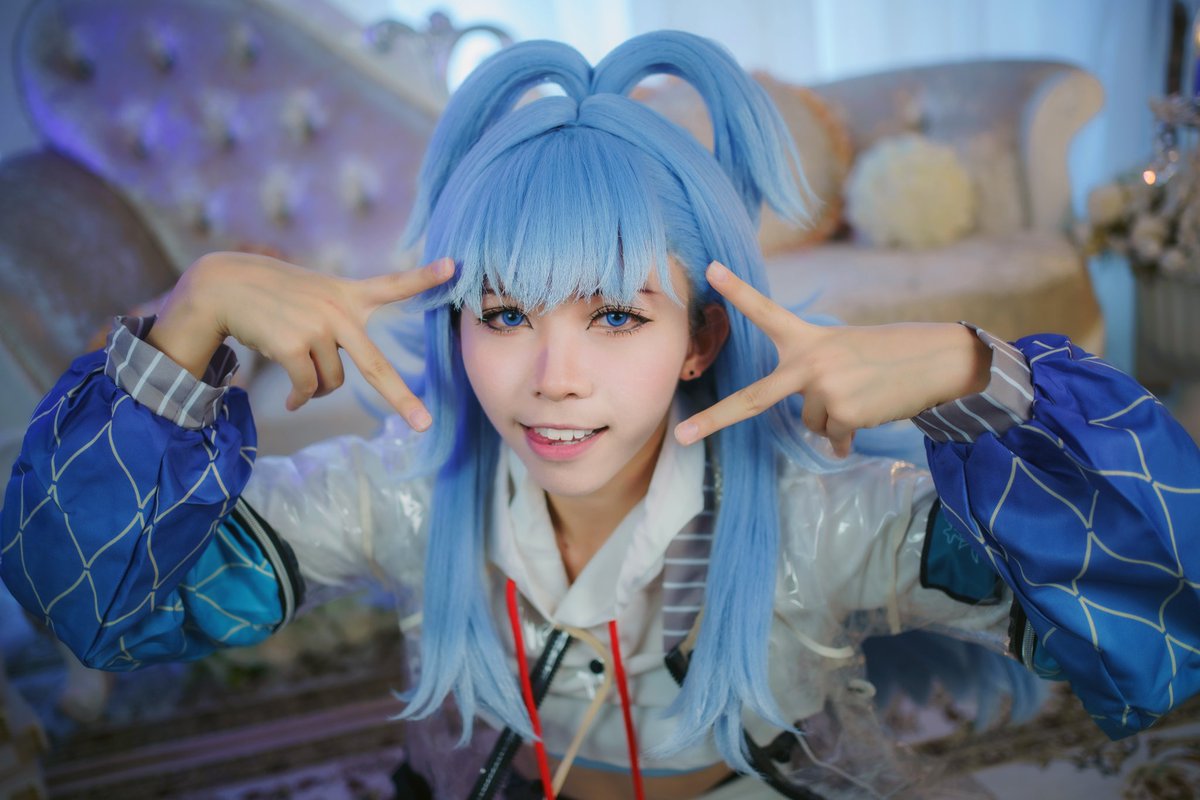 futaba_0219's tweet photo. "Ehek!"

📷：Razrig Photography0(ig)
🏠：Studio14 (FB)

#KoboKanaeru #AeruSeni #cosplay #hololive #HoloID https://t.co/SxoGcdZ3Kk