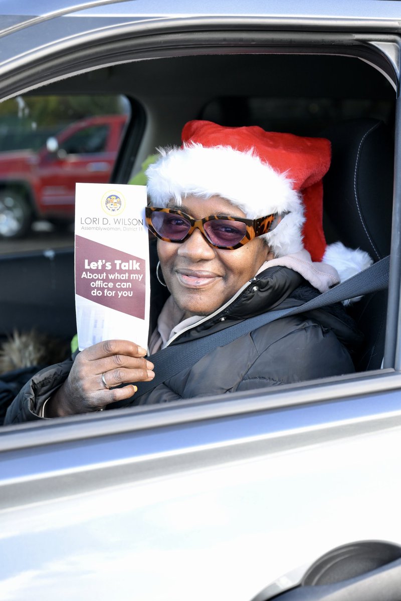 AsmLoriDWilson's tweet photo. What an incredible day at Operation Gobble Gobble! 🦃💛
Huge thanks to our amazing volunteers, our partners, and the #AD11 community for showing up and being patient. Together, we distributed over 1,000 turkeys to families in need.
This is what community looks like! 🧡 #CALeg https://t.co/Q0G9crugHQ