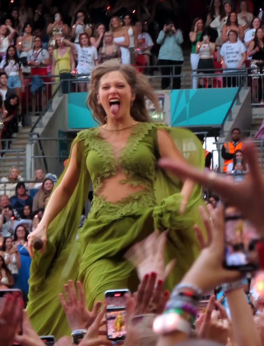 thisloml's tweet image. sparks fly x                            you’re losing me x
message in a bottle            how did it end?