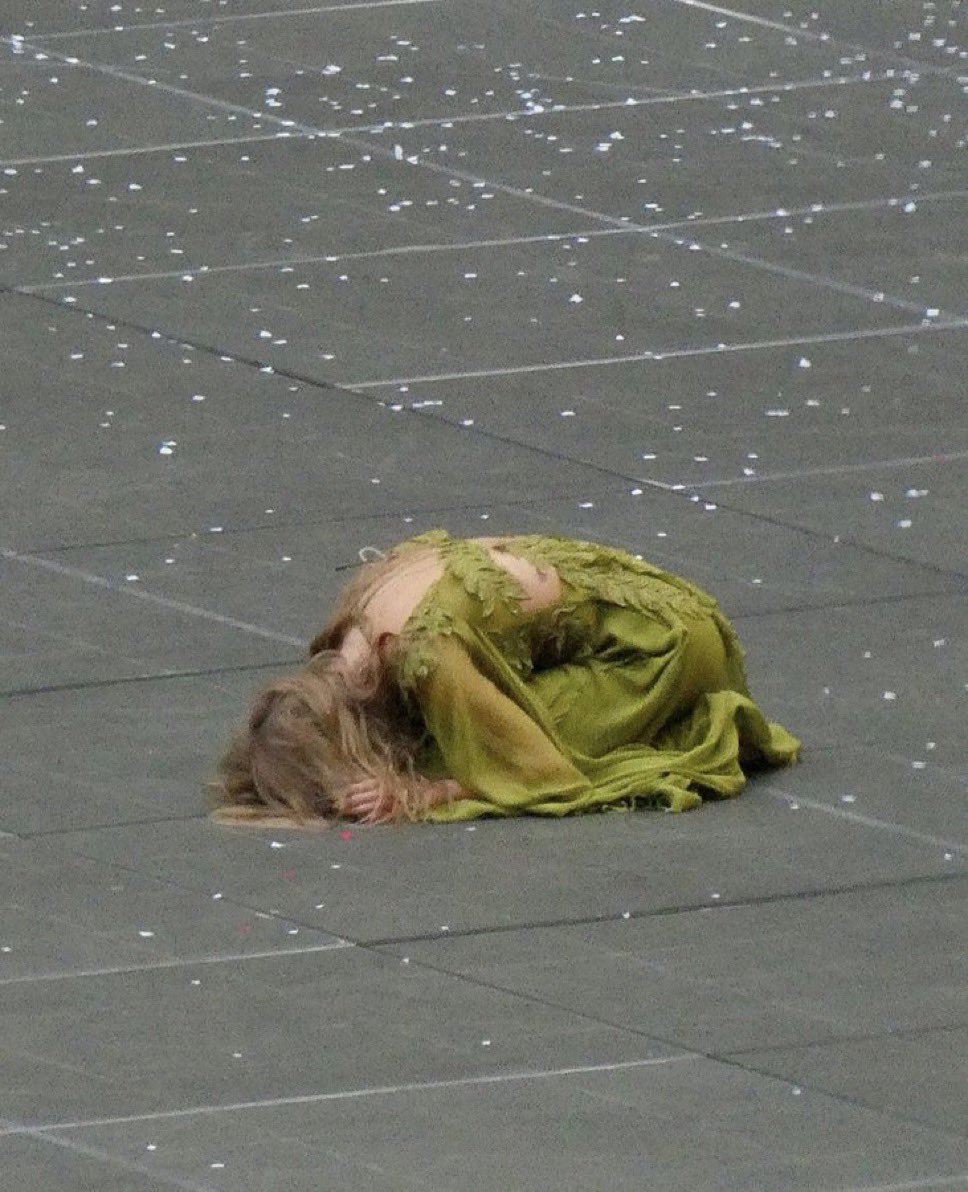 thisloml's tweet image. sparks fly x                            you’re losing me x
message in a bottle            how did it end?