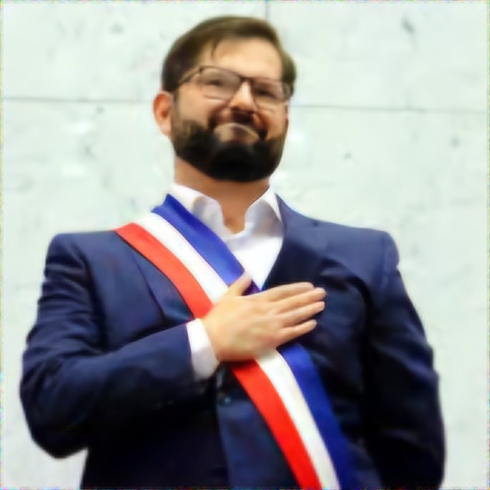 JuanKBarth1's tweet photo. ¿Boric alguna vez ha...?
Hecho algún currículum, no.
Ha dado trabajo, no.
Ha emprendido, no.
Ha pagado cotizaciones, no.
Ha pagado impuestos con el formulario 29, no.
Ha generado riqueza, no.
Pero en su inagotable ignorancia y "caradurismo" les dicta clases a los empresarios de cómo tienen que manejar sus empresas.
Falta que empiece a dar cátedra de cómo debemos criar a nuestros hijos...