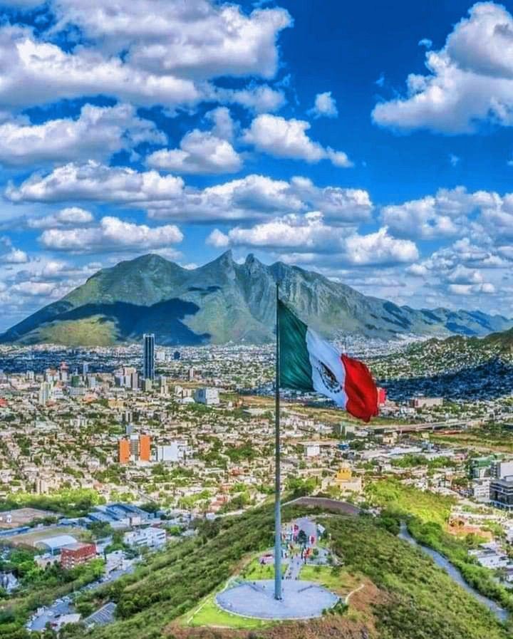 Zolar_mexico's tweet photo. ¿Invita a zolar para conocer nuevos lugares 📸💕 

unanse con la etiqueta: 
#ZOLAR 

Si comparte con zolar hay muchas lugares tambien de edomex interesantes que puedan visitar 🇲🇽 @ZOLARofficialTH ?

#ZOLAR #Zolarmexico #Zolar_family https://t.co/sWe1PK01u9