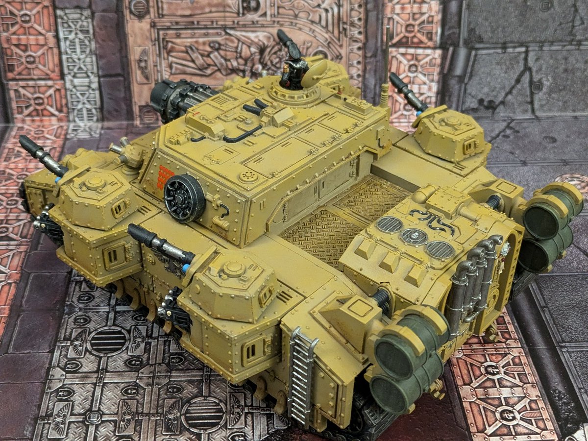 skzlibr's tweet photo. #ウォーハンマー
#warhammer
#deathkorpsofkrieg
#tanksgiving
ベインブレイドの派生のベインハンマーを塗ってTanksgiving達成!
26人まで乗れるので賑やかです。デスコーアオブクリーグ盛り上がってきました! https://t.co/yew1MozjvJ