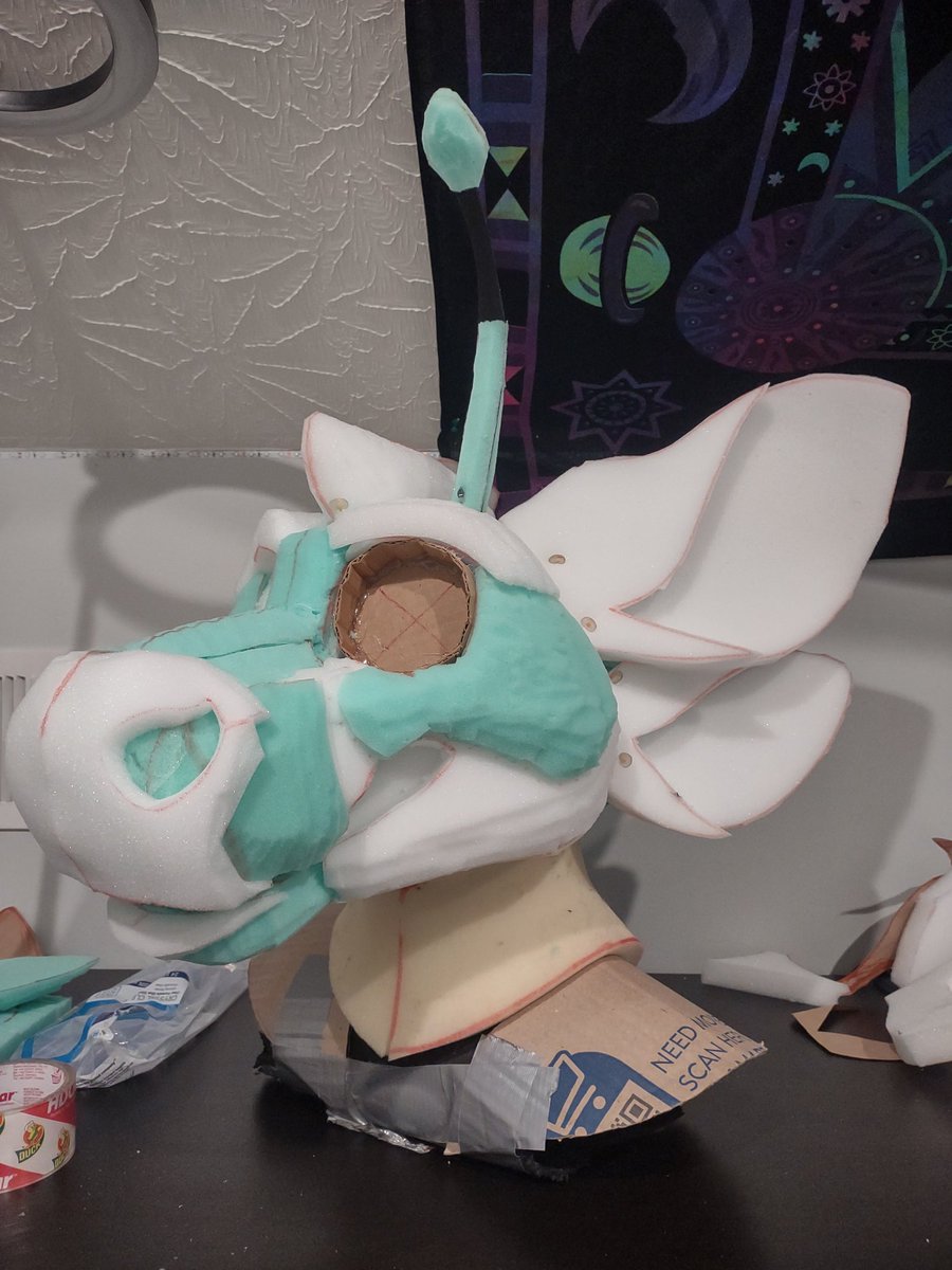 PMCsuits's tweet image. WIPs of the headbase for my next com! 🛸👽🐄🐮