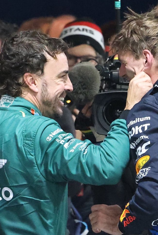FERNANDO PINCHING MAXS CHEEK 😭🥹