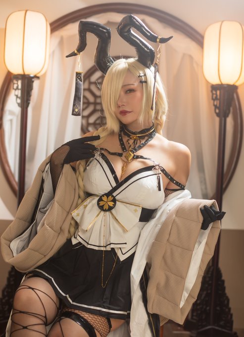 Twitterのコスプレ画像13