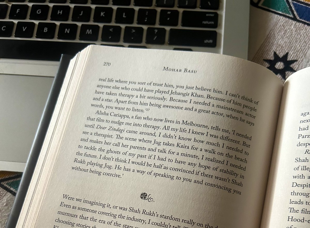 It’s #8yearsofDearZindagi ..For my book Shah Rukh Khan : Legend, Icon, Star , I interviewed Alisha who told me that the film made her check into therapy. It was SRK who convinced her to do it! Artistes can sometimes help you heal with their stories. <a href="/HarperCollinsIN/">HarperCollins</a> <a href="/bushra1491/">Bushra Ahmed</a>