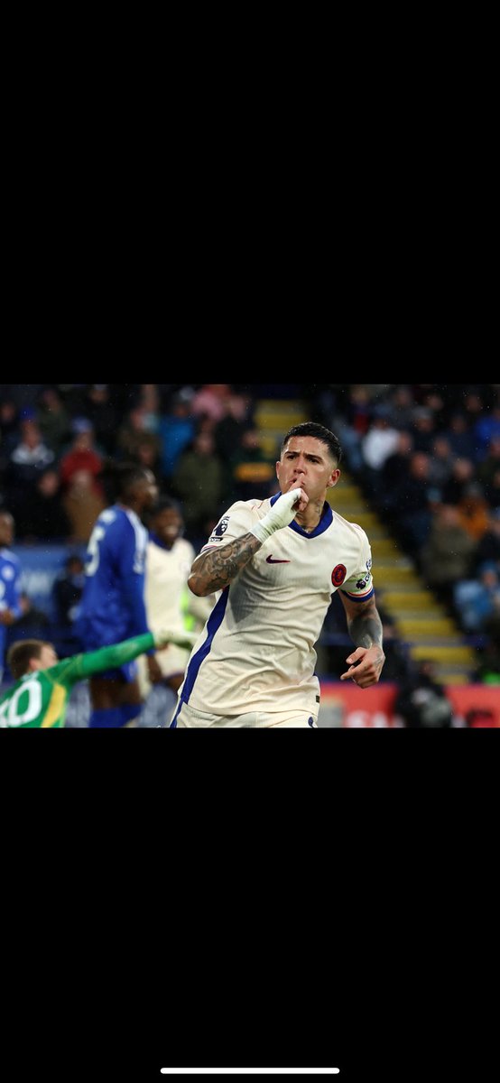 PaulMerse's tweet photo. 🤫 https://t.co/lxgwueR1ic