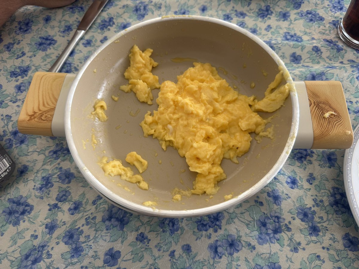 #emsan senin tasarlayacağın tavanın ta sapını