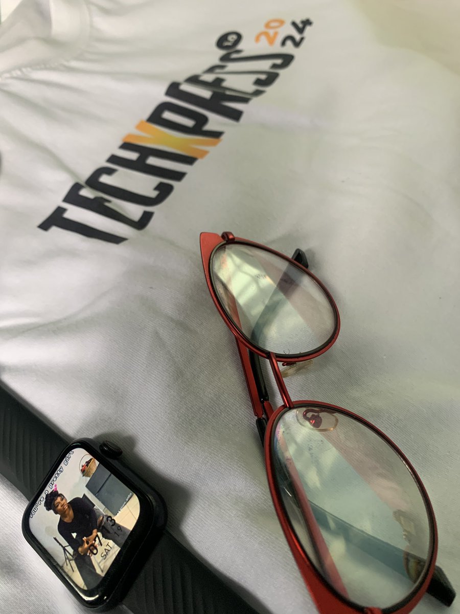 Jobihq's tweet image. A while back I volunteered for TechXpress.
Tech events are becoming one of my favourite events.
#edgetechcommunity