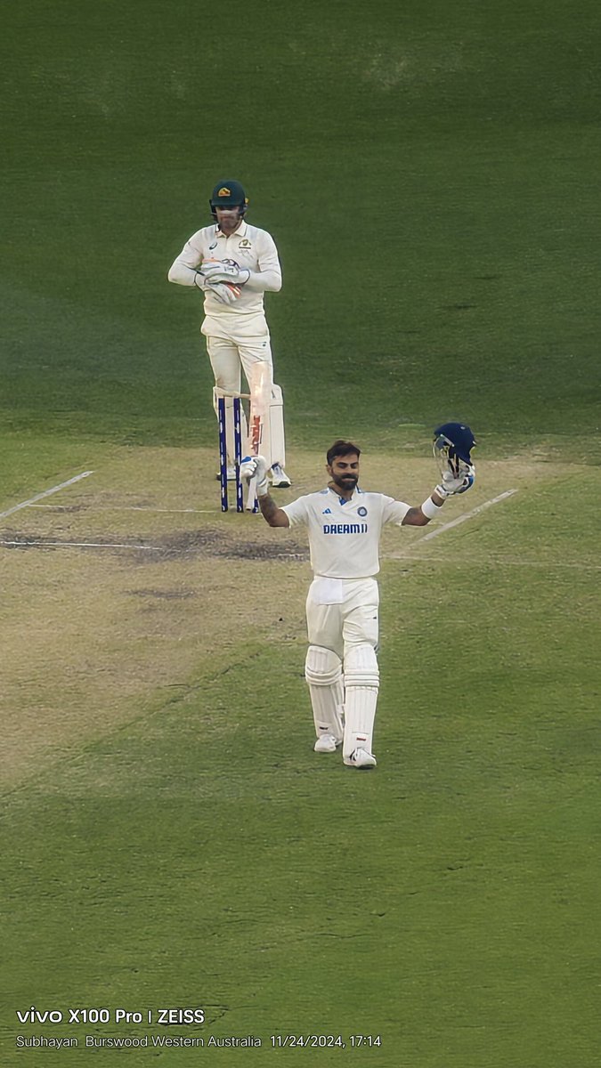 King 👑 Virat 

#ViratKohli