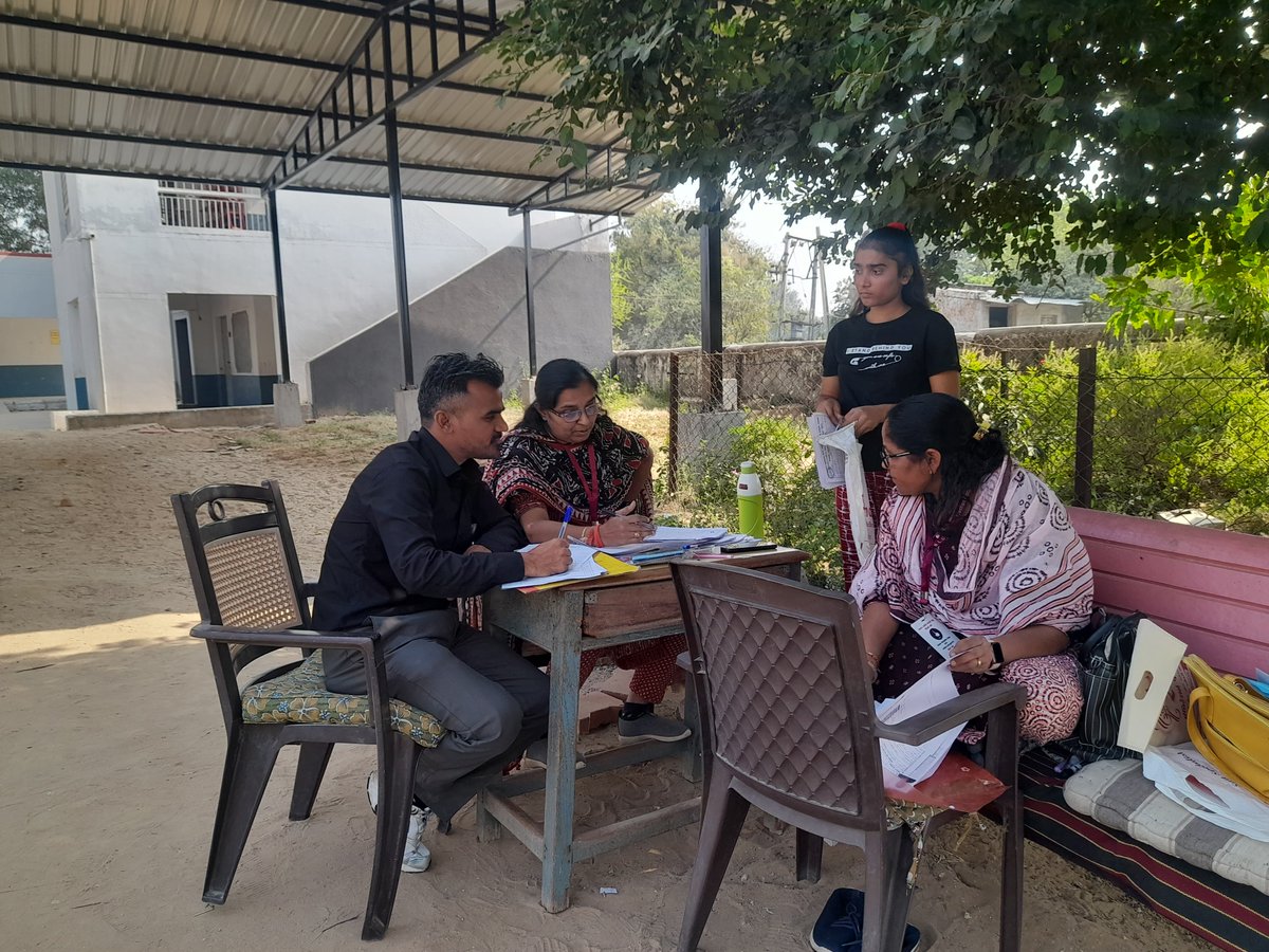 તારીખ-૨૪-૧૧-૨૦૨૪ (રવિવાર)મતદારયાદી ખાસ સંક્ષિપ્ત સુધરણા કાર્યક્રમ અંતર્ગત મતદાન મથકની મુલાકાત લેવામાં આવી. <a href="/CollectorMeh/">Collector Mehsana</a> <a href="/gujaratceo/">CEO Gujarat Social Media</a>