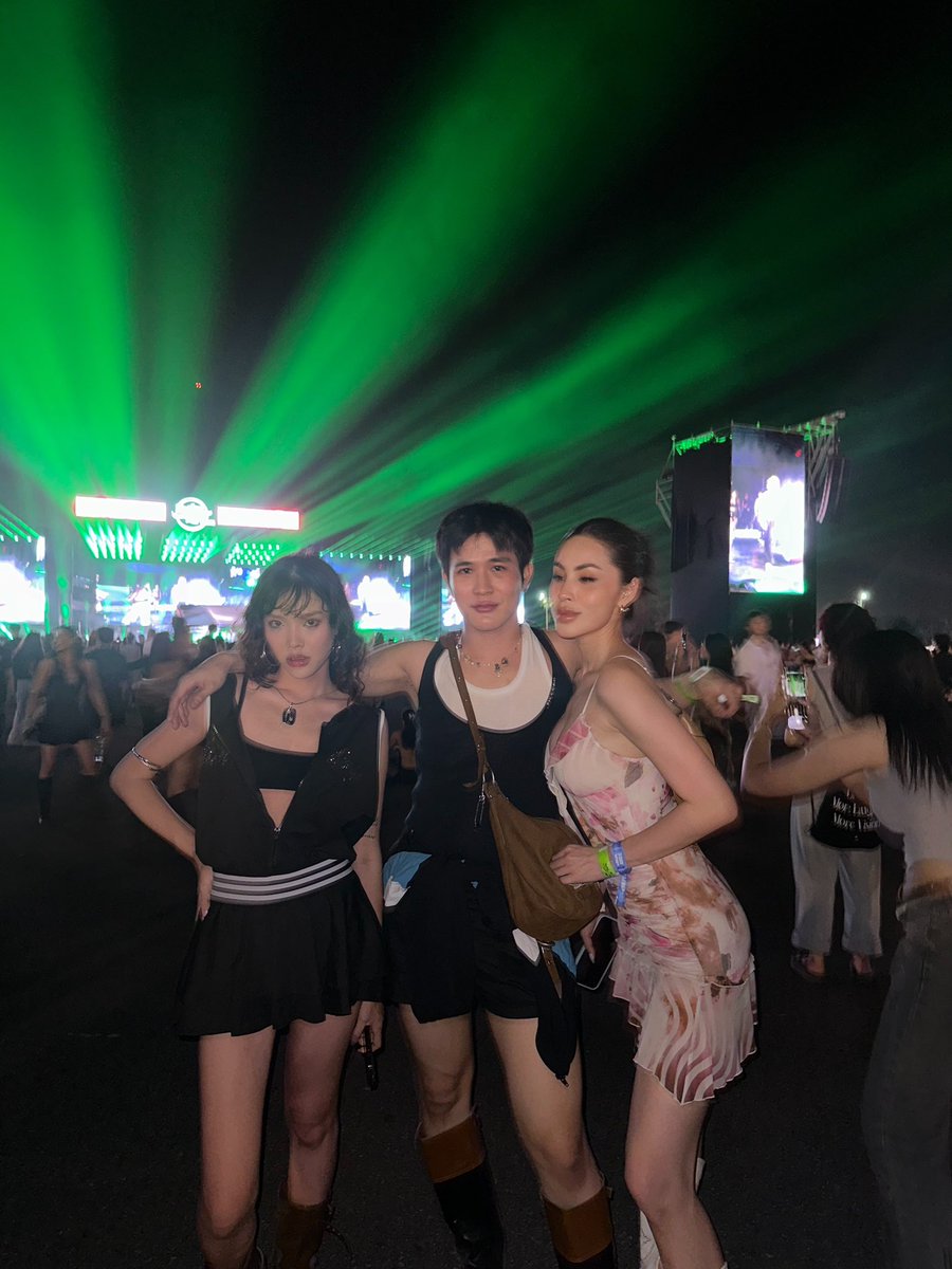 Lost in the music, found in the moment. 🎶🔥 #RollingLoud #RollingLoudTH #RollingLoudth2024