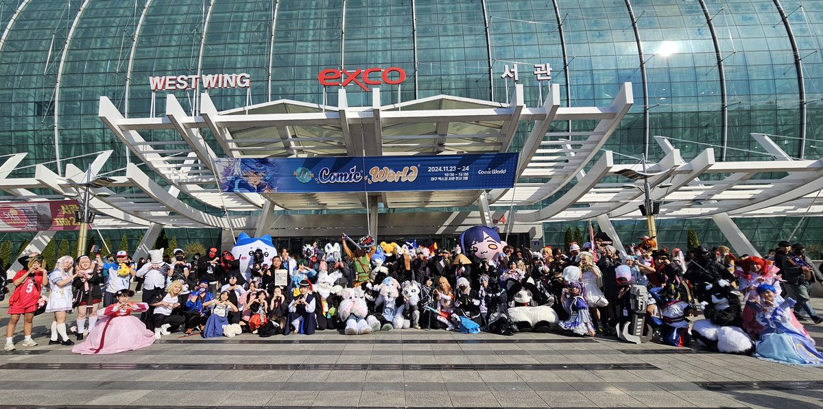 comicw's tweet photo. #RT #팔로우 #실시간대코 #이번대코 #일요일 #2일차

5년 만에 개최되는 * 대구 코믹월드 *
엑스코 서관 3홀!

지금 사전 예매 할인 혜택을 놓치지 마세요!
👉 https://t.co/bvRSB2Ft1J

#대코 #코믹월드 #dcw11 https://t.co/nyfiZF5Wcy