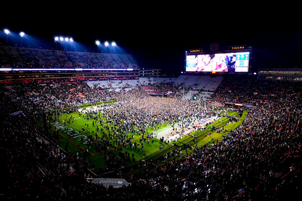 Unmatched.
Unrivaled.
Unforgettable.

Welcome to Jordan-Hare Stadium.