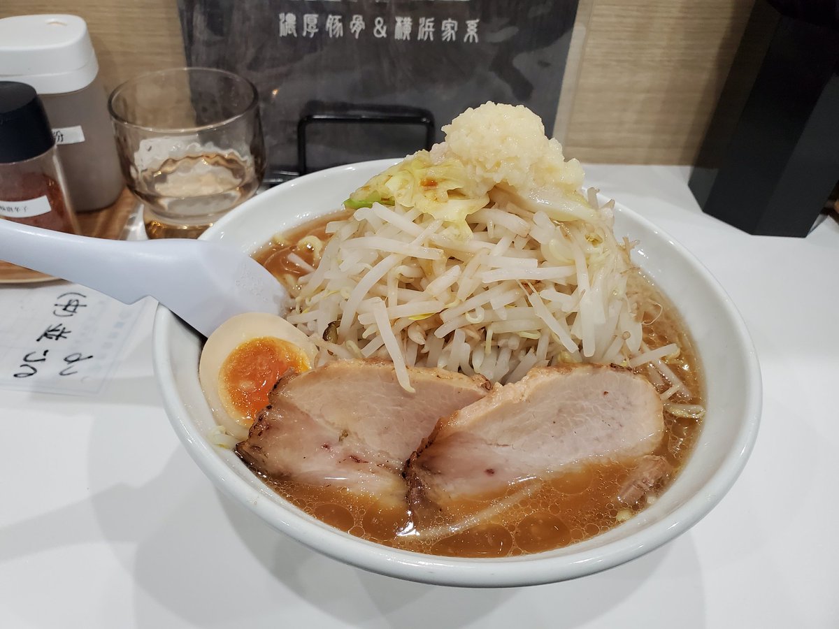 kai_drive5's tweet photo. 久しぶりの二郎系。まだいける。次はニンニク野菜油マシマシ麺極太。 https://t.co/cT3x2VtGOk