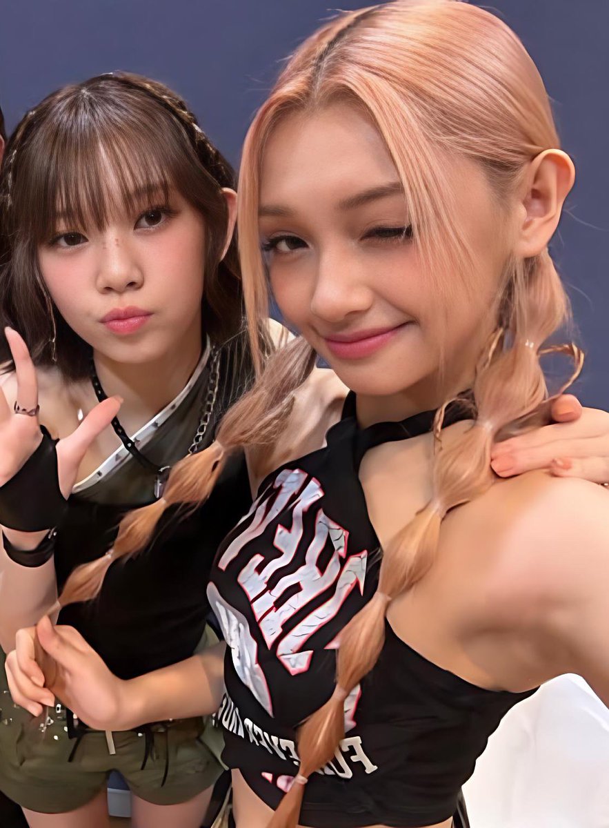 gehleebear's tweet photo. Kotoko and Gehlee ๐ค๐
#GEHKO #KOTOLEE #LEEKOT
#UNIS #์ ๋์ค @UNIS_offcl https://t.co/pzaQLb4W3l
