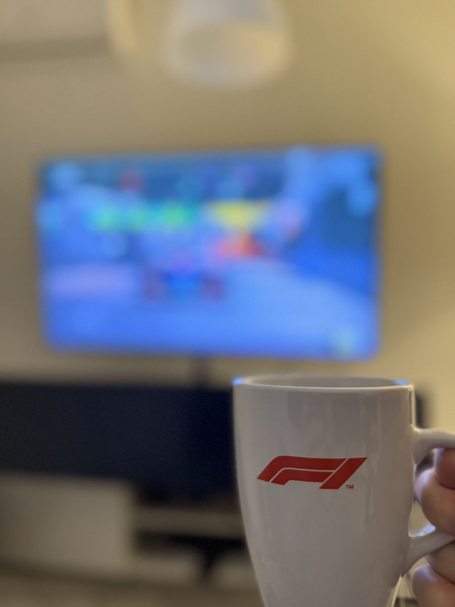 victorabadf1's tweet photo. Hayáis madrugado o trasnochado para ver el Gran Premio de Las Vegas: ¿quién está ya por aquí? https://t.co/n7bUDvwt7o