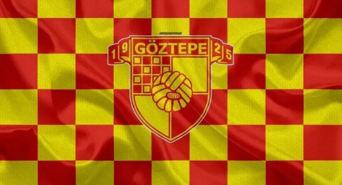 levent_gys's tweet photo. Yollara düşen tüm taraftarımıza kazasız belasız yolculuk ❤️💛 #bjk&amp;GÖZ https://t.co/2MPp7ed6su