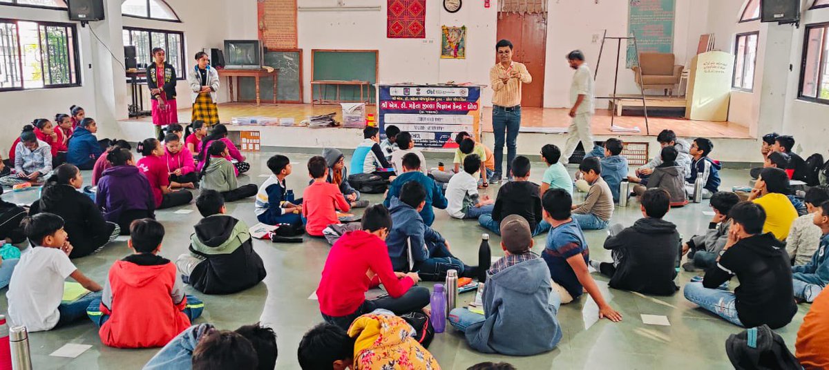 MDhrol's tweet image. Fibonacci Day 🌀 !
Celebrated on 11/23 by @InfoGujcost approved Lokvigyankendra dhrol #FibonacciSequence 1 1 2 3! rectangle model making students workshop for 150 students of jamnagar district at lokvigyankendra dhrol
@IndiaDST @dstGujarat @UNESCO @monakhandhar @narottamsahoo
