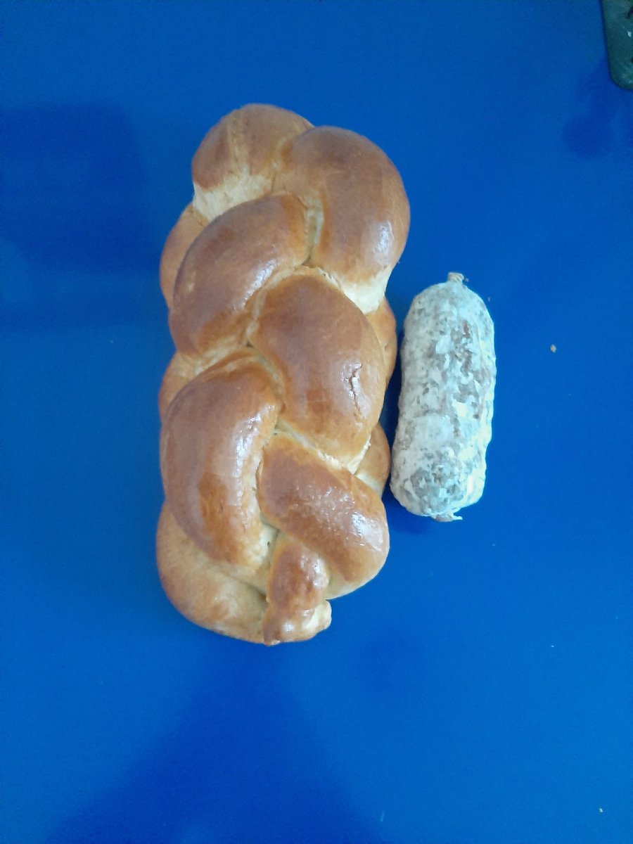 Rechts, Salame al Gusto di Tartufo.
<a href="/gerhardpfister/">Gerhard Pfister 🤍❤️ 💛💙</a> <a href="/nicolebarandun/">Nicole Barandun</a> <a href="/JosefWiederkehr/">Josef Wiederkehr</a> <a href="/BirgitOstertag/">Birgit Ostertag</a> <a href="/patrickjauch/">Patrick Jauch</a> <a href="/NeuhausC/">@Neuhausc</a> <a href="/Blitzsche/">Daniel Fritzsche</a> <a href="/michaelzeugin/">Michael Zeugin</a> <a href="/harrybruppacher/">Harry Bruppacher</a> <a href="/hjboesch/">Hans-Jakob Boesch</a> <a href="/FlurinCapaul/">Flurin Capaul</a> <a href="/CavegnReto/">Reto Cavegn</a> <a href="/r_tschanz/">Raphael Tschanz</a> <a href="/LeuteneggerF/">Leutenegger Filippo</a> <a href="/themattmueller_/">Matthias P. A Müller</a> <a href="/DieMitte_ZH/">Die Mitte Kt. Zürich</a> <a href="/fdp_zh/">FDP Kanton Zürich</a>