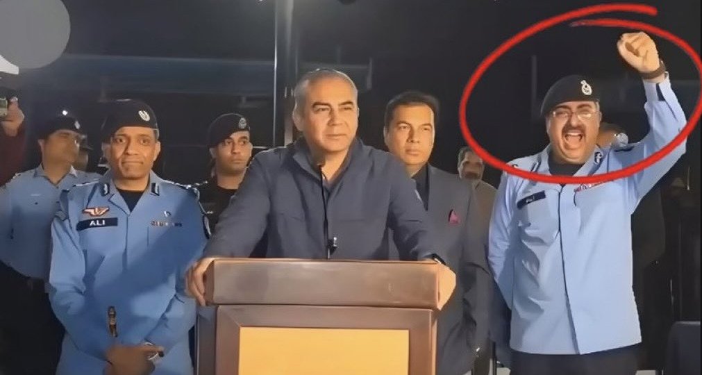 آئی جی اسلام آباد کا جوش و جذبہ دیکھ کر ہم درخواست کرتے ہیں کہ اس آئی جی کو دہشتگردی کے خاتمے کے لئے فوری طور پہ پارا چنار بھیجا جائے تاکہ یہ اپنا غیض و غضب معصوم بچوں کو شہید کرنے والے دہشتگردوں پر نکال سکیں۔