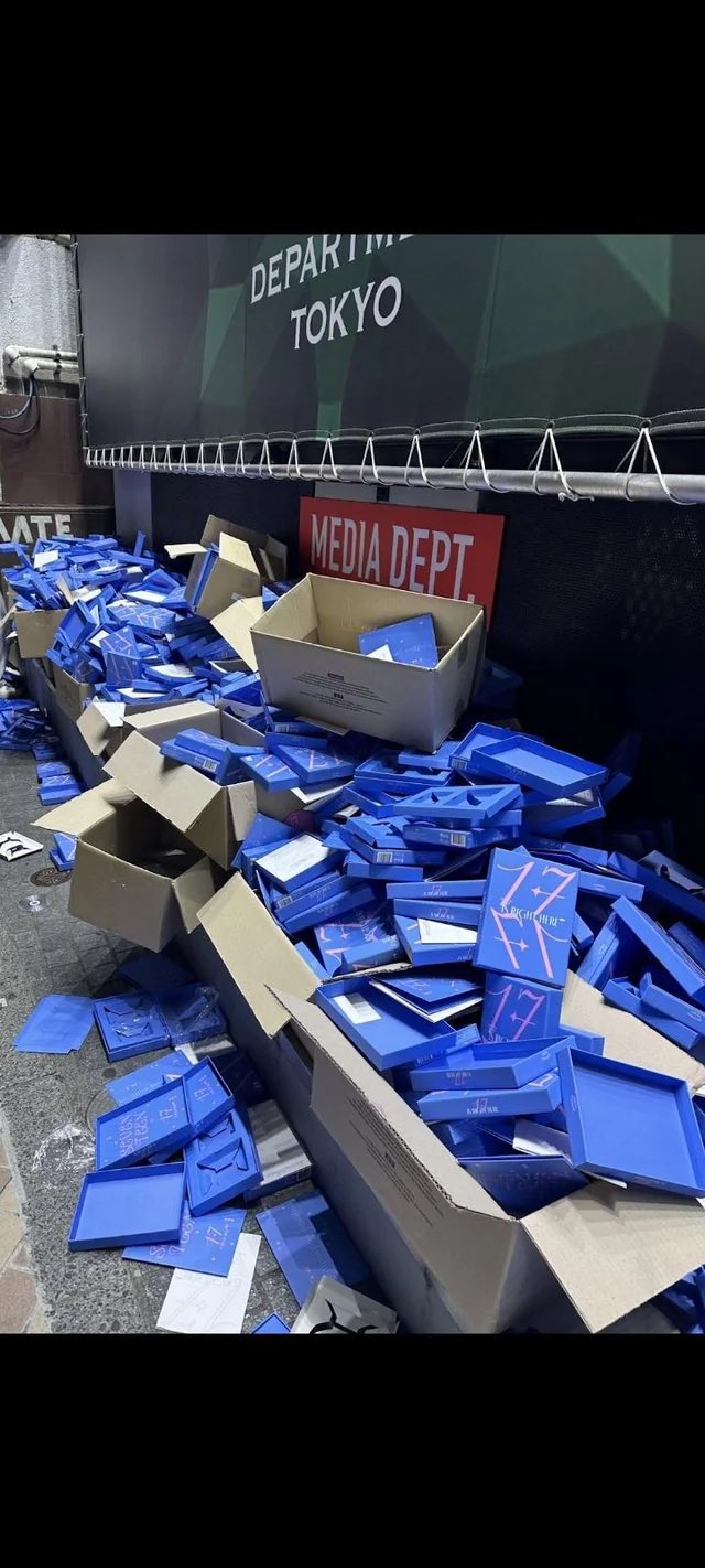 GdIH9L_XoAA_y4C.jpg:large