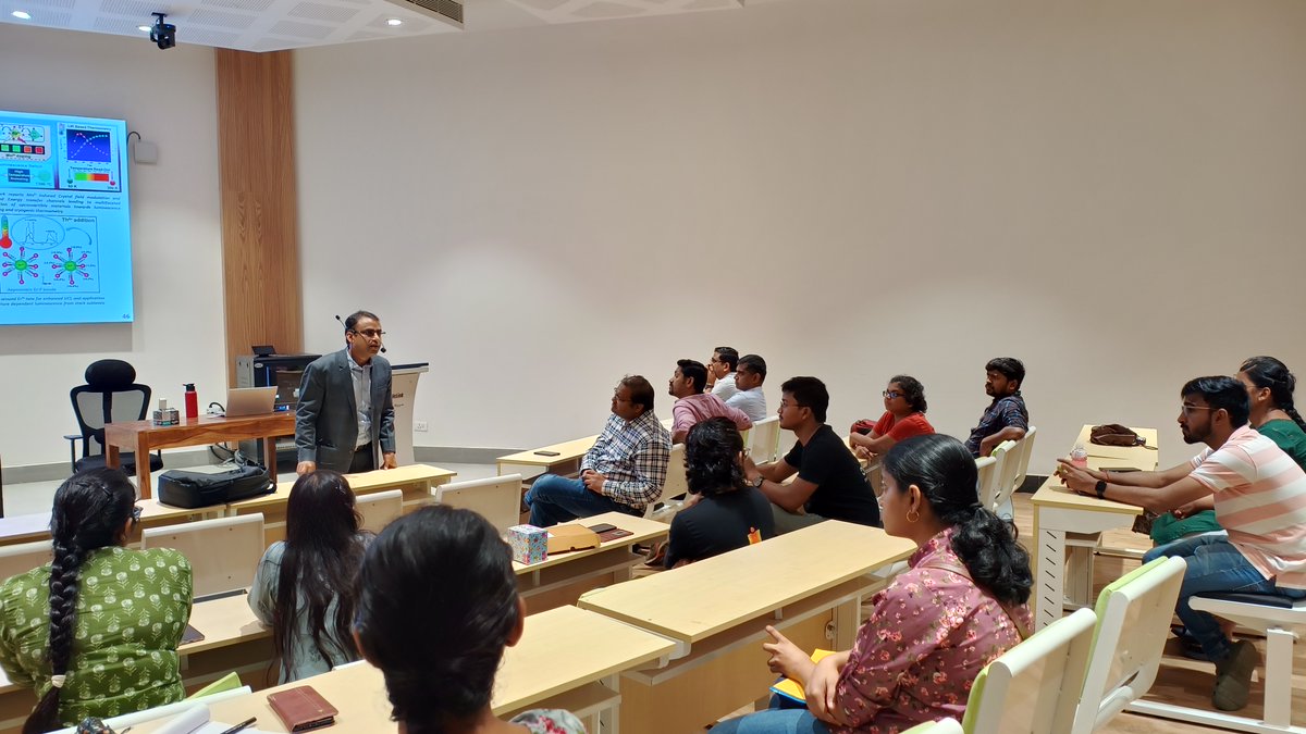 OpticaChap43730's tweet photo. We are excited to share that the IITH OPTICA Student Chapter successfully organized an engaging talk titled "Negative Thermal Expansion Materials as Emerging Phosphor and Optical Thermometry" on 16-08-2024. The lecture was delivered by Dr. Santosh K. Gupta, a scientist from BARC. https://t.co/Y6CNraMOpw
