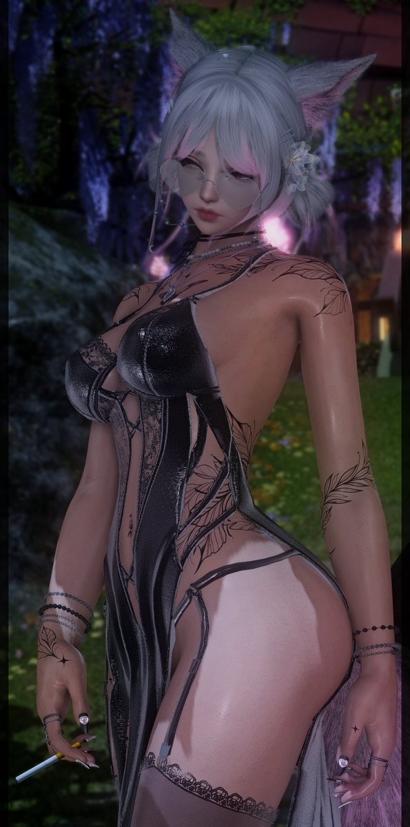 Stealing hearts tonight—are you ready to take the risk?

| #GPOSER | #ffxivgpose | #ffxivsnaps | #GShade  I