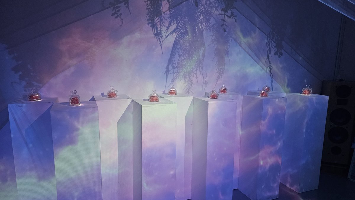 everysuperday's tweet photo. #UNIVERSE_ROOM_FOR_WOOZI
#향기로운_우지의_생일을_축하해

❤️ https://t.co/szmo5bcEQQ