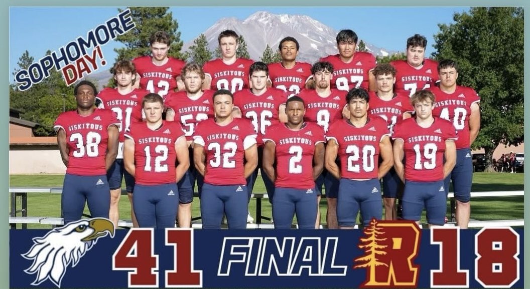 CoachBurns_777a's tweet photo. Big team WIN on sophomore day! Bowl game up next! #EagleFootballWeLoveIt! https://t.co/KLiHHBay06