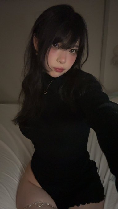 need a pillow? https://t.co/Butxj0wQq5