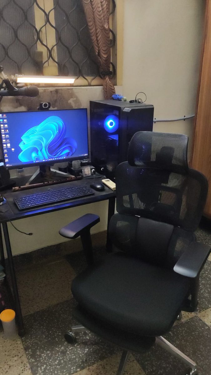 superergo_in's tweet image. Another day, another happy customer 💚

@SBharathNaraya1 - thank you for choosing
@superergo_in to be part of your ergonomic desk setup. We love it when we see people take time and effort in building a healthier work setup.   #superergo #ergonomicchair #officechair #workbetter