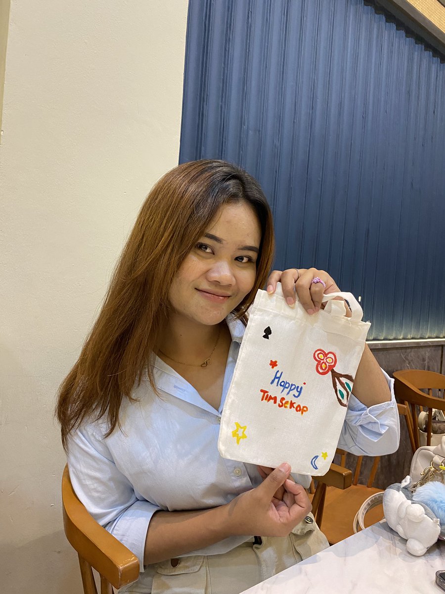 putriaw's tweet photo. Art therapy✨ #timsekop https://t.co/tMy107i2wH