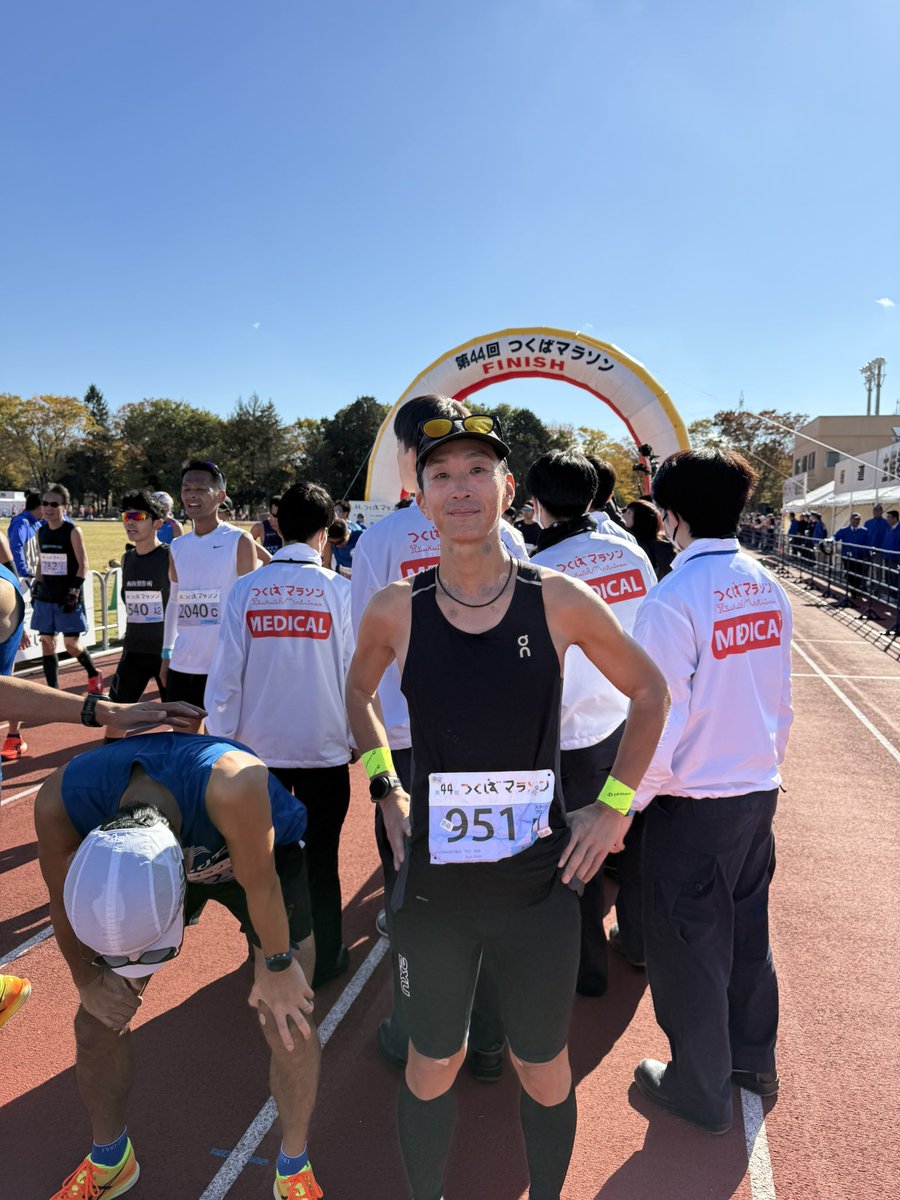 tetsuya_running's tweet photo. 47歳の挑戦‼️
楽しんで走り、応援に応えて走れました。
オマケのサブ3できて感無量です。
一旦、終幕です。 https://t.co/czhg8zSSyB