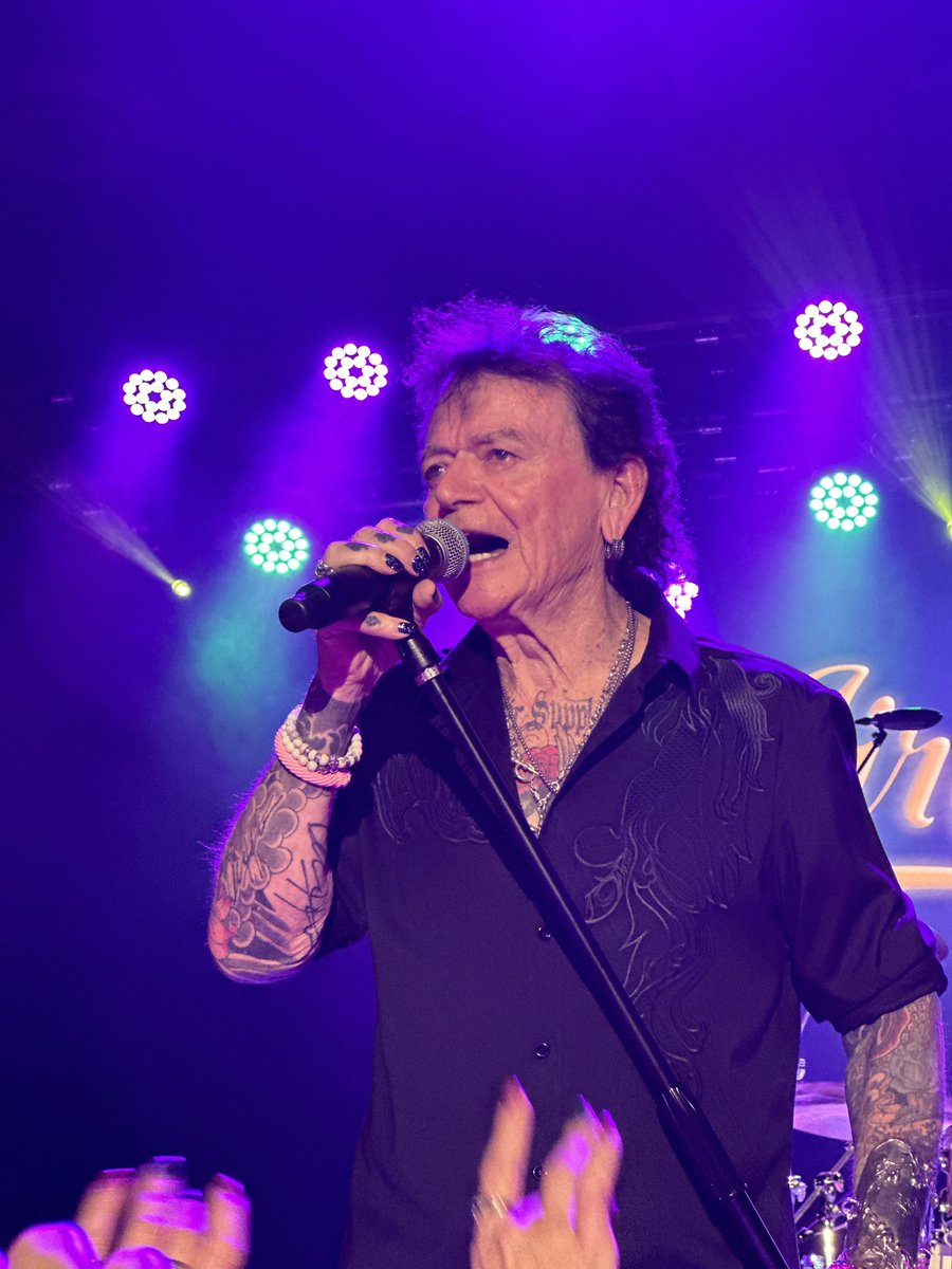 ChinookWinds's tweet image. Thank you @AirSupplyMusic for bringing us back into your world! 🙌🙌