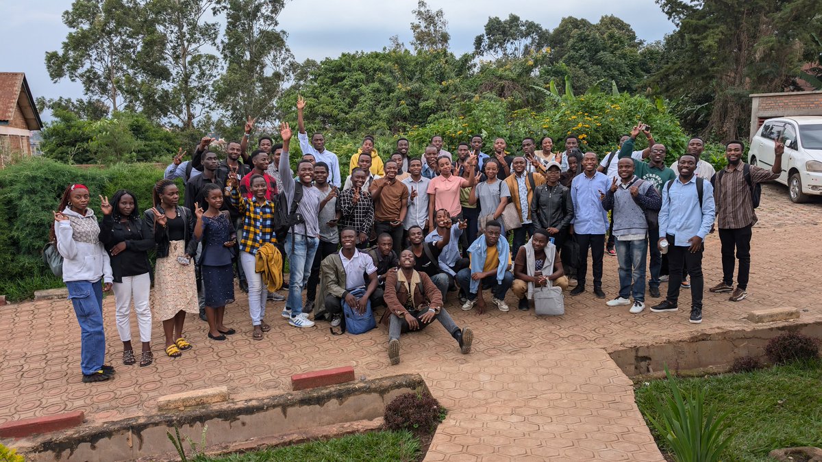 kevinKishikanyi's tweet photo. Completed the 3rd week in-person session this Saturday ✅
We had to learn more again and especially found solutions to our issues. Thanks to our principal mentor @louismusole1 and @AmaniBisimwa4
@BahigaTacite 🙏🏾

#malakisi @USEmbKinshasa @CEEProgram @drcmin2 #DrcMind #Programming https://t.co/9XEPcv11Ft