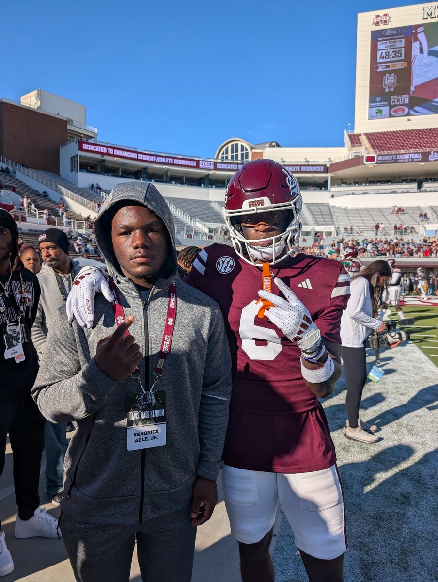 AbleKendrick's tweet photo. Mobiles on Jordan Mosley ๐ช๐ช๐ซต๐ซต
@HailStateFB @terrancegood34 @ @_jmo4 @norvellv75 @DexPreps @DownSouthFb1 @coachbclause https://t.co/ibzyCoWVmw