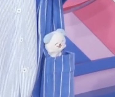 มึอองงี่อายุยังมะถึงขวบเลยแต่ช่วยพี่ทำงานหนักมาก ทัวร์คอนก็ไป ล่าสุดไปเปนMCรายการเพลงด้วย เอนดูมานอะ😭💕