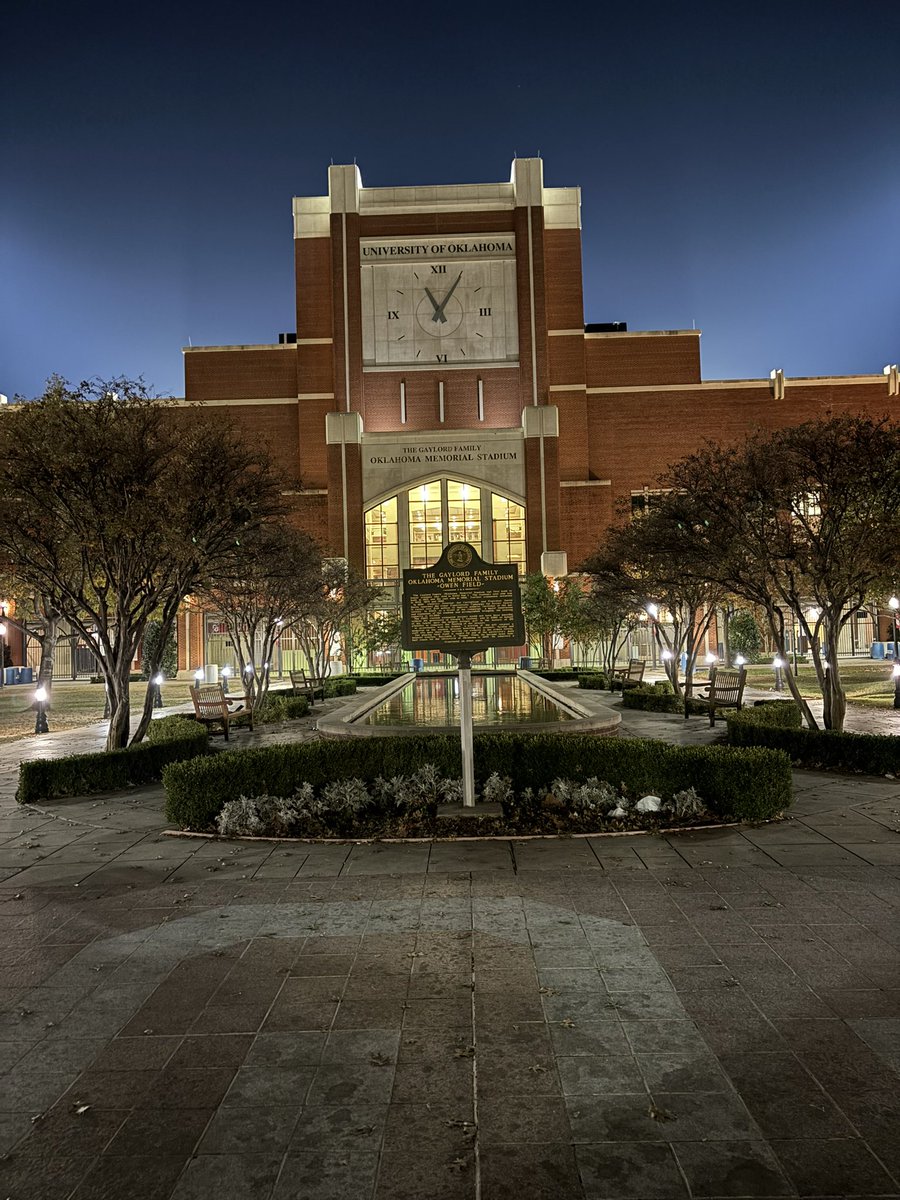 MattyRom's tweet image. Season 20 has come to an end. It is amazing how many people come together to pull off a GameDay experience. I’m looking forward to season 21 in August!