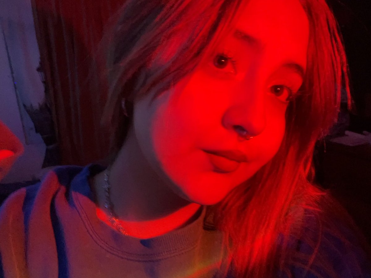 marssavaroots's tweet image. estoy más que preciosa ngl