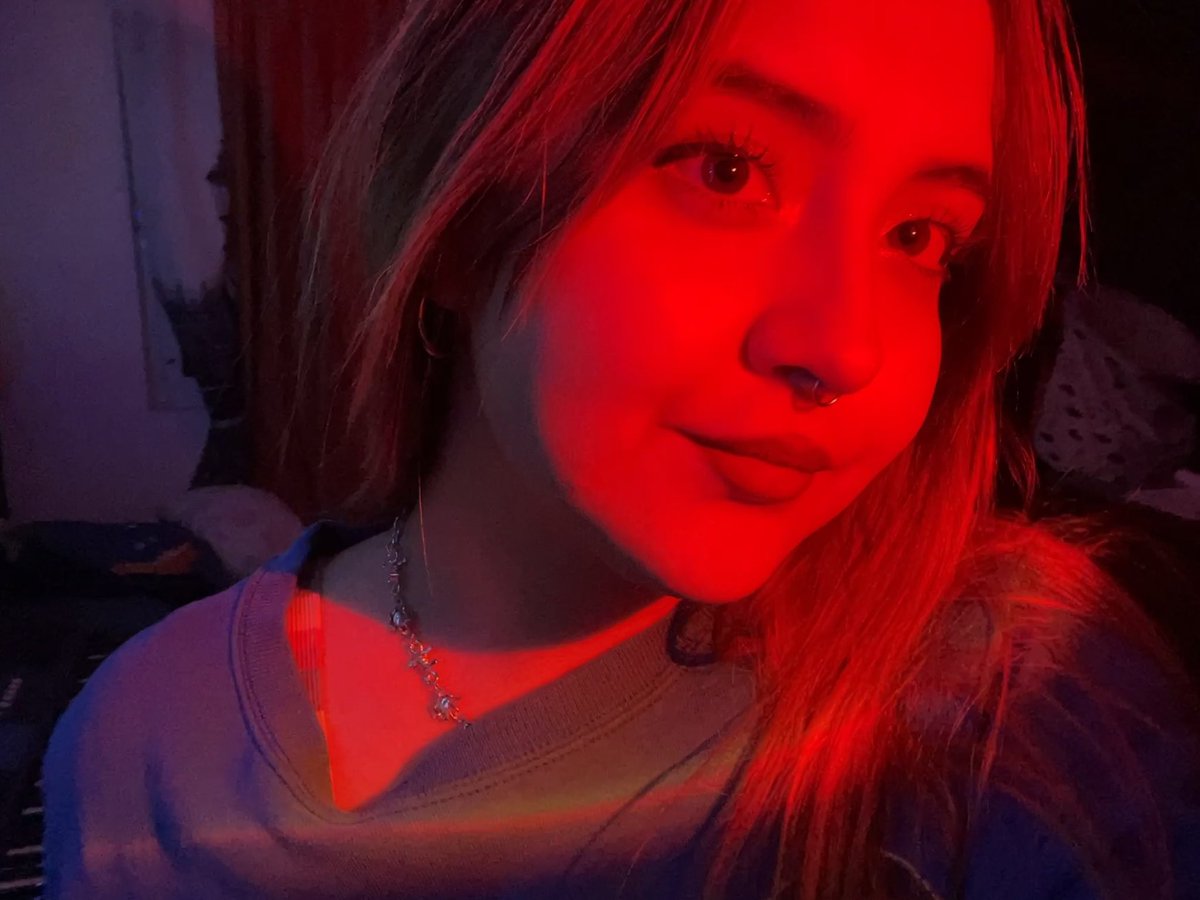marssavaroots's tweet image. estoy más que preciosa ngl