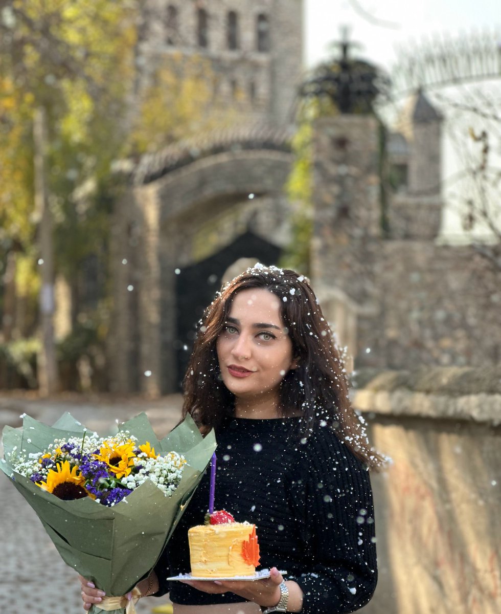 دیروز رفتیم تولد بازی